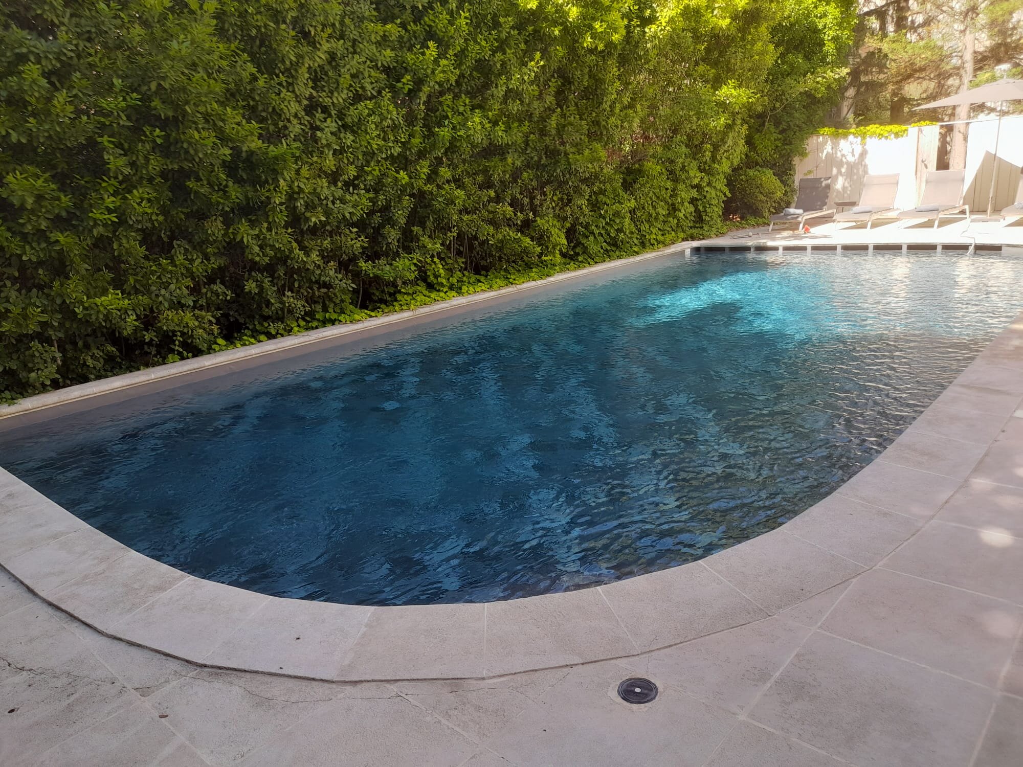 Révolution piscine + création d'un escalier intérieur 17.41.08 (2)