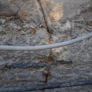 Rénovation piscine, reprise de fissures intérieurs 18.16.09 (5)