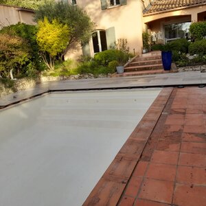 Rénovation de terrasse, d'une maison individuelle, pose de carrelage sur plot grands formats 120cm x 60cm 3