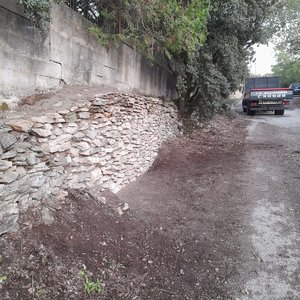 Rénovation d'un mur de soutènement, bâti en pierres 3