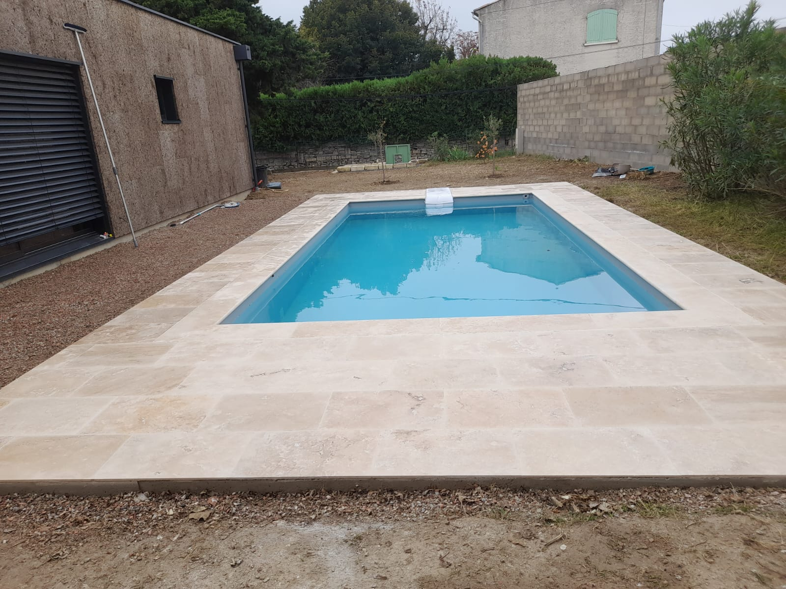 Réalisation de la pose des paves autobloquant sur sable 2024-10-13 at 14.49.43