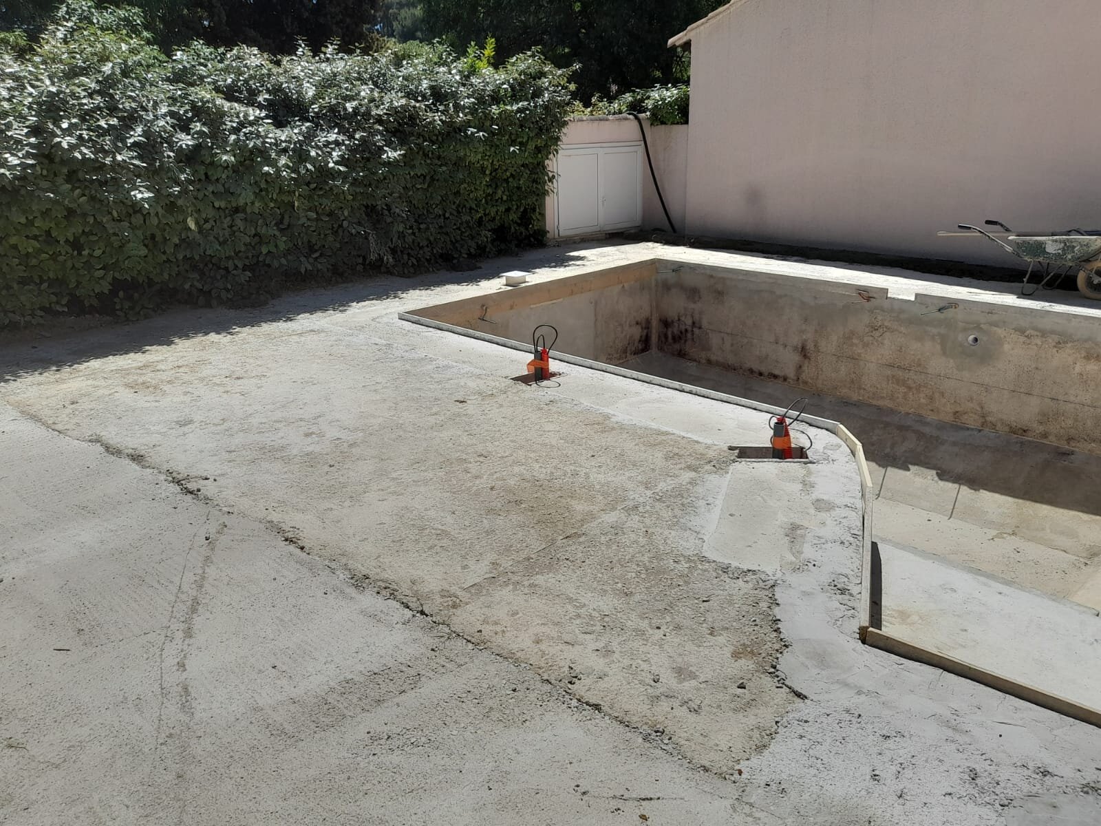 Création d'une terrasse tours de piscine 2024-10-13 at 14.08.48 (5)